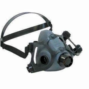 HALF MASK RESPIRATOR - With filters.
